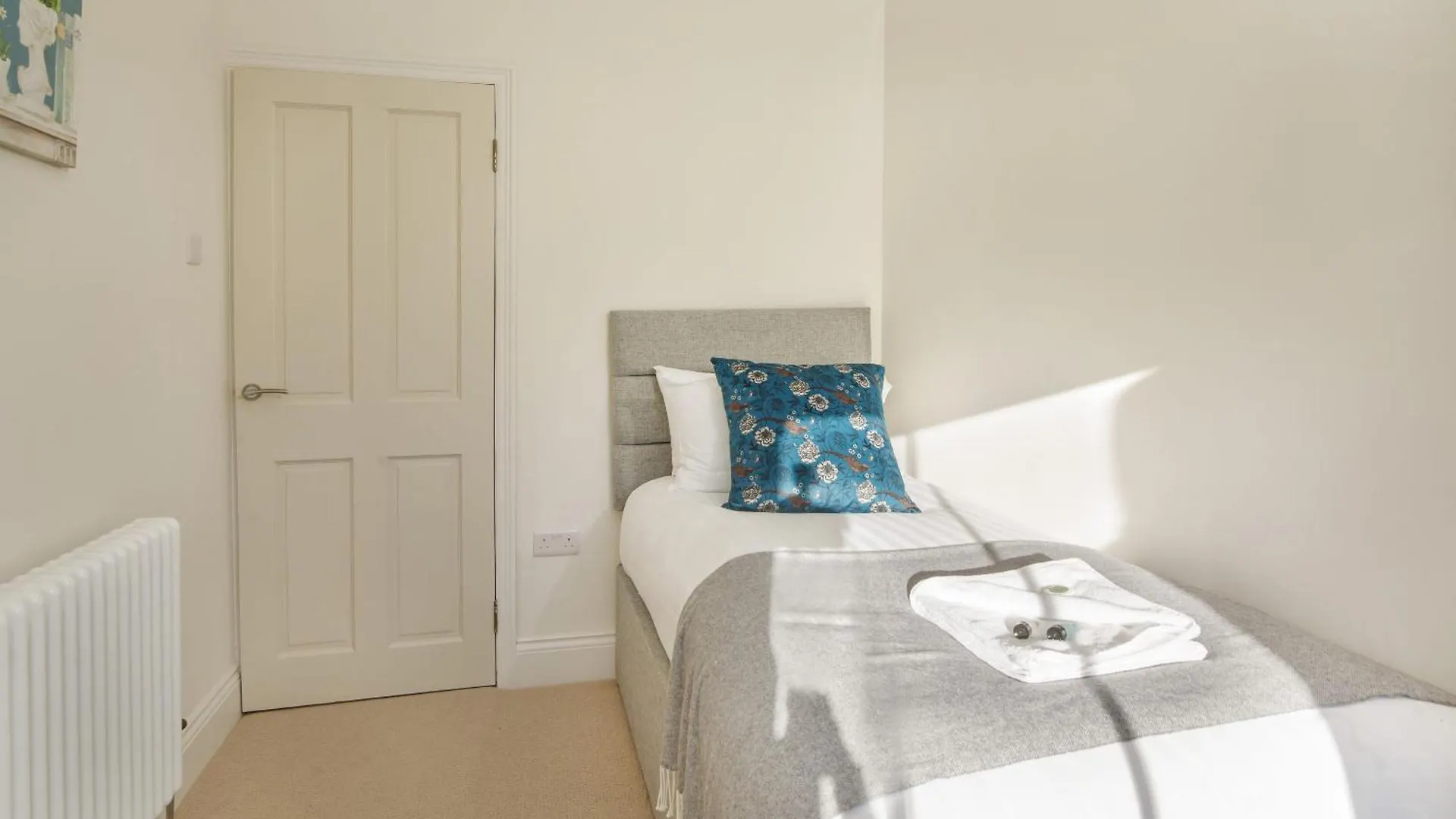 Modern 3 Bed Beautiful House In York 빌라 0*,